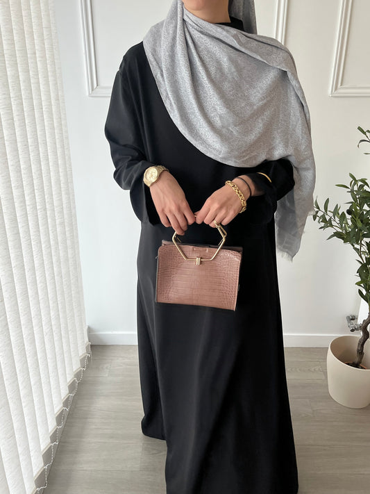 Abaya élégante à col montant